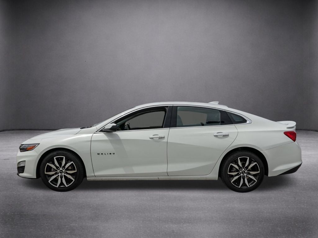 Used 2025 Chevrolet Malibu RS FWD image 9