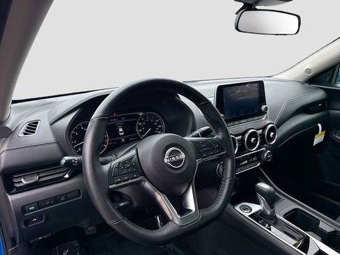 Used 2025 Nissan Sentra SV w/ All-Weather Package image 9