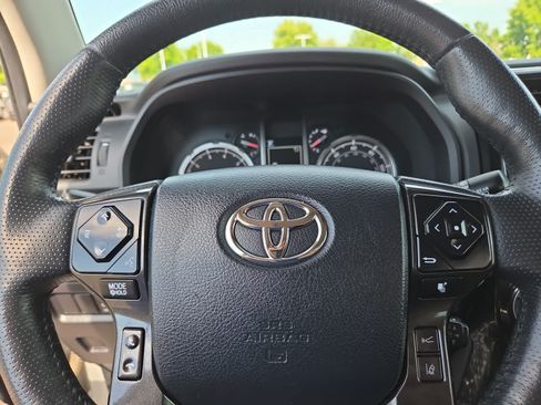 Used 2024 Toyota 4Runner TRD Off-Road Premium w/ Moonroof Package AWD/4WD image 23