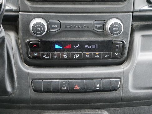 Used 2025 RAM ProMaster 2500 FWD image 20