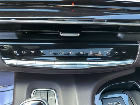 Certified 2022 Cadillac Escalade Sport Platinum image 27