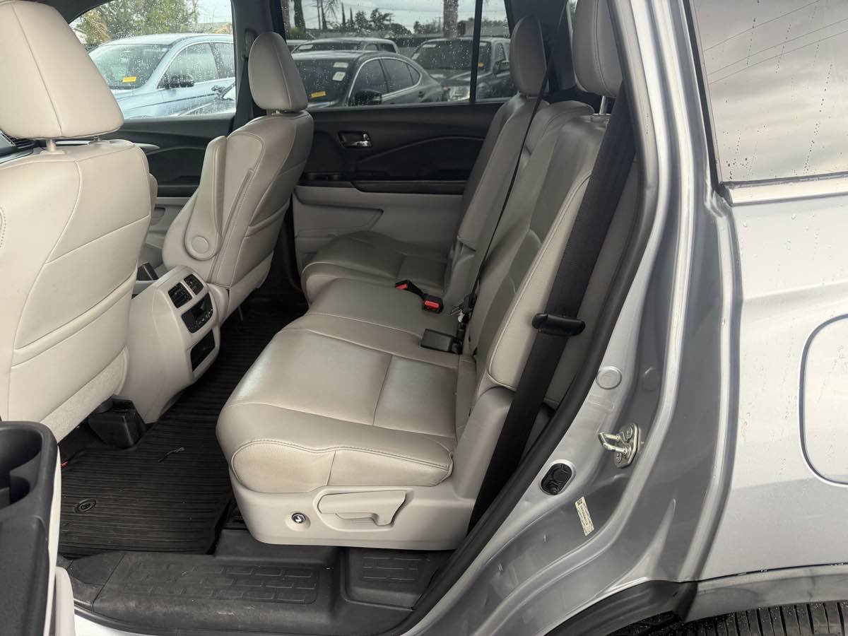 Used 2016 Honda Pilot EX-L image 12
