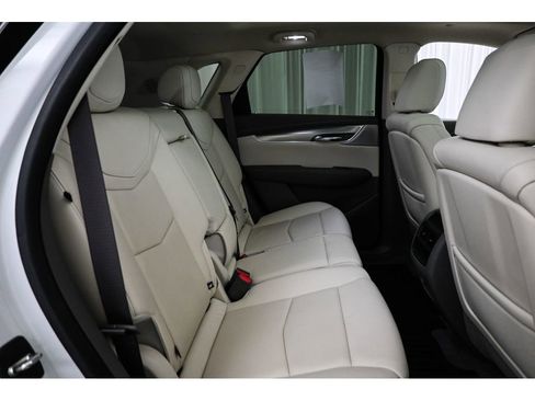 Used 2020 Cadillac XT5 Premium Luxury AWD/4WD image 19