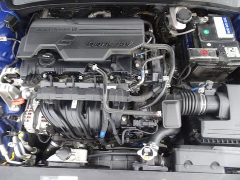 Used 2023 Hyundai Elantra SEL w/ Convenience Package FWD image 13