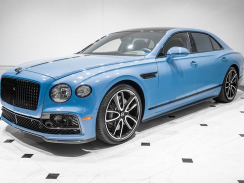 Certified 2024 Bentley Flying Spur V8 AWD/4WD image 9