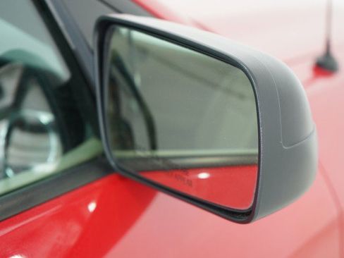 Used 2006 Ford Mustang Convertible RWD image 27