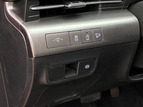 New 2026 Hyundai Kona SE AWD/4WD image 9