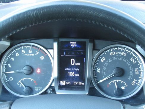 Certified 2019 Toyota Tacoma SR5 image 23