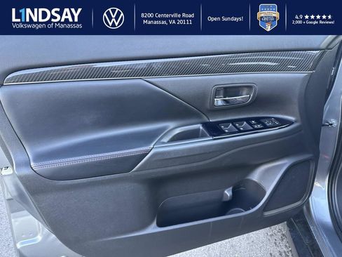 Used 2020 Mitsubishi Outlander AWD image 8