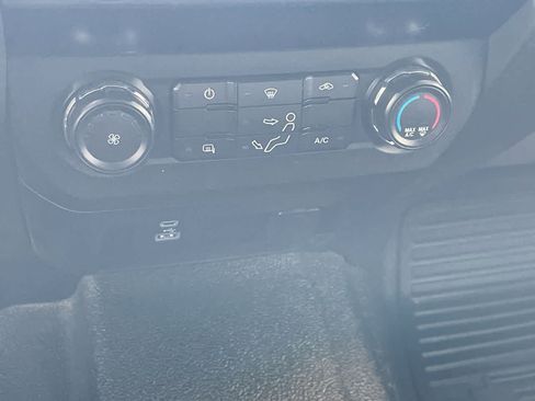Used 2020 Ford F250 XLT w/ XLT Value Package AWD/4WD image 18
