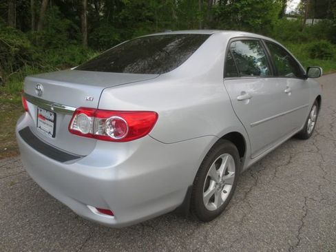 Used 2013 Toyota Corolla LE w/ Premium Complete Pkg FWD image 4