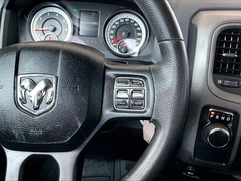 Used 2015 RAM 1500 Express RWD image 12