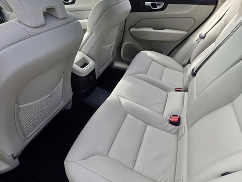 Used 2025 Volvo XC60 T8 Plus w/ Protection Package Premier image 38