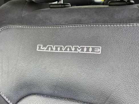 Used 2023 RAM 1500 Laramie AWD/4WD image 11