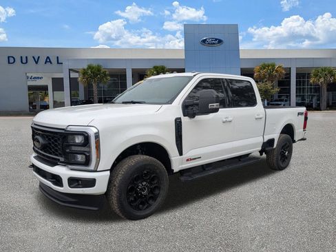 New 2026 Ford F250 Lariat w/ Black Appearance Package AWD/4WD image 8