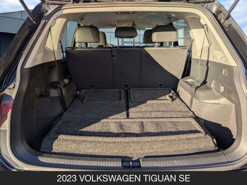 Used 2023 Volkswagen Tiguan SE image 20