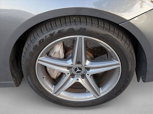 Used 2019 Mercedes-Benz E 300 4MATIC image 19