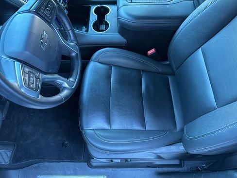 Used 2024 Chevrolet Tahoe Z71 w/ Luxury Package image 12