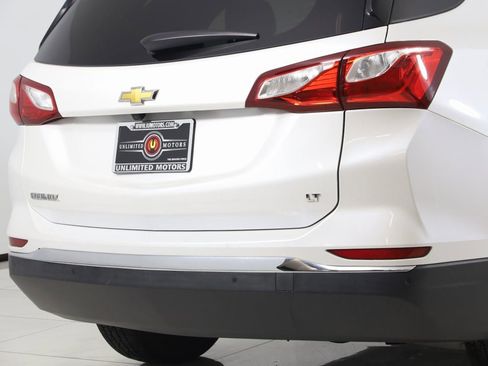 Used 2018 Chevrolet Equinox LT image 40