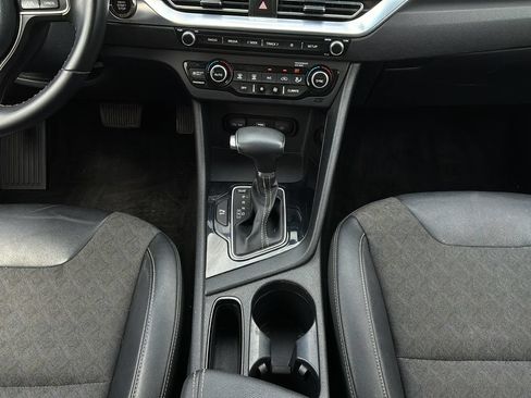Used 2022 Kia Niro LXS FWD image 20