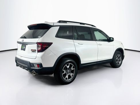 Used 2023 Honda Passport TrailSport image 9