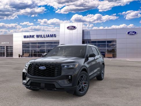 New 2026 Ford Explorer ST-Line w/ ST-Line Street Pack AWD/4WD image 2