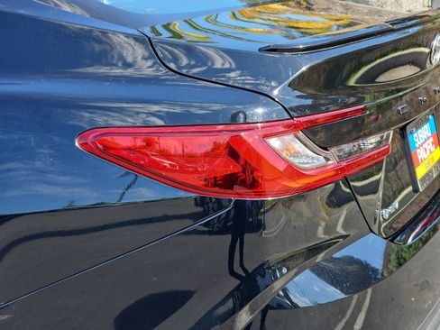 Used 2025 Toyota Camry SE FWD image 35
