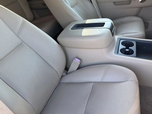 Used 2013 Chevrolet Silverado 2500 LTZ w/ LTZ Plus Package AWD/4WD image 92