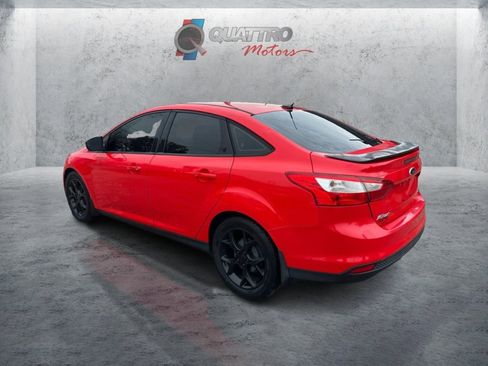 Used 2012 Ford Focus SE FWD image 3