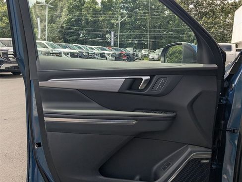 New 2025 Buick Enclave Preferred image 13