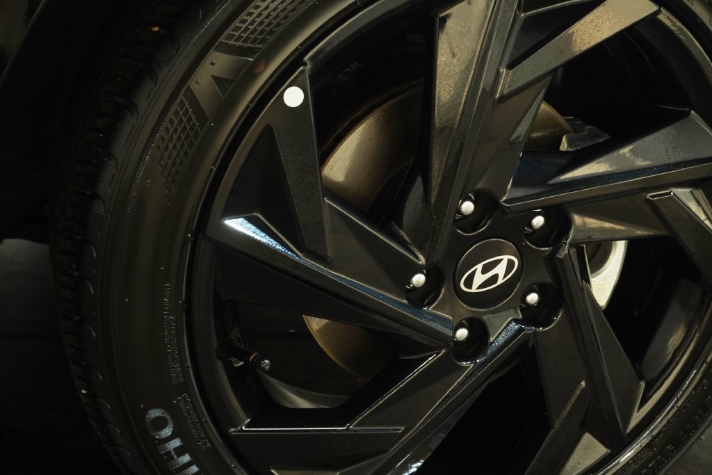 Certified 2026 Hyundai Elantra Sport FWD image 10