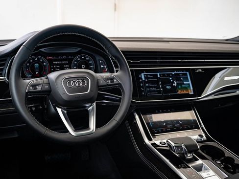 New 2026 Audi Q8 Premium Plus image 4