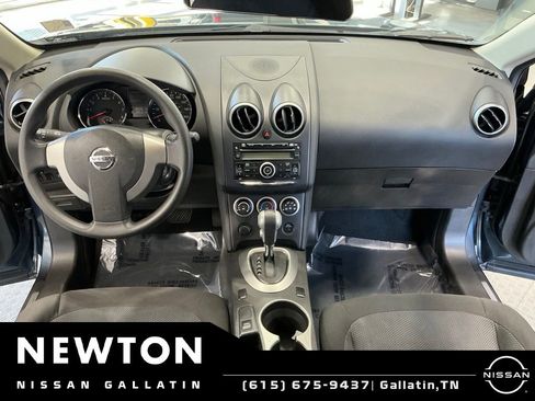 Used 2015 Nissan Rogue S FWD image 9