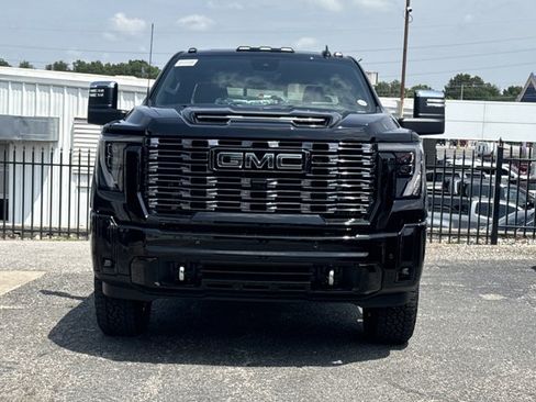 New 2026 GMC Sierra 2500 Denali Ultimate w/ LPO, Black Badging Package AWD/4WD image 11