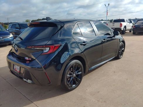 Used 2025 Toyota Corolla SE FWD image 4