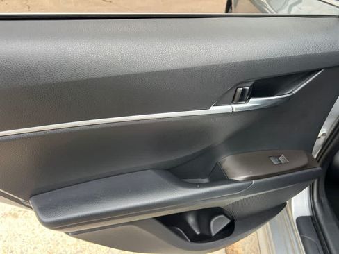 Used 2022 Toyota Camry SE FWD image 22