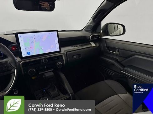 Used 2025 Toyota Tacoma TRD Sport w/ TRD Sport Upgrade Package image 27