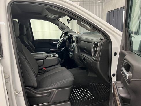 Used 2019 Chevrolet Silverado 1500 LT w/ All-Star Edition AWD/4WD image 11