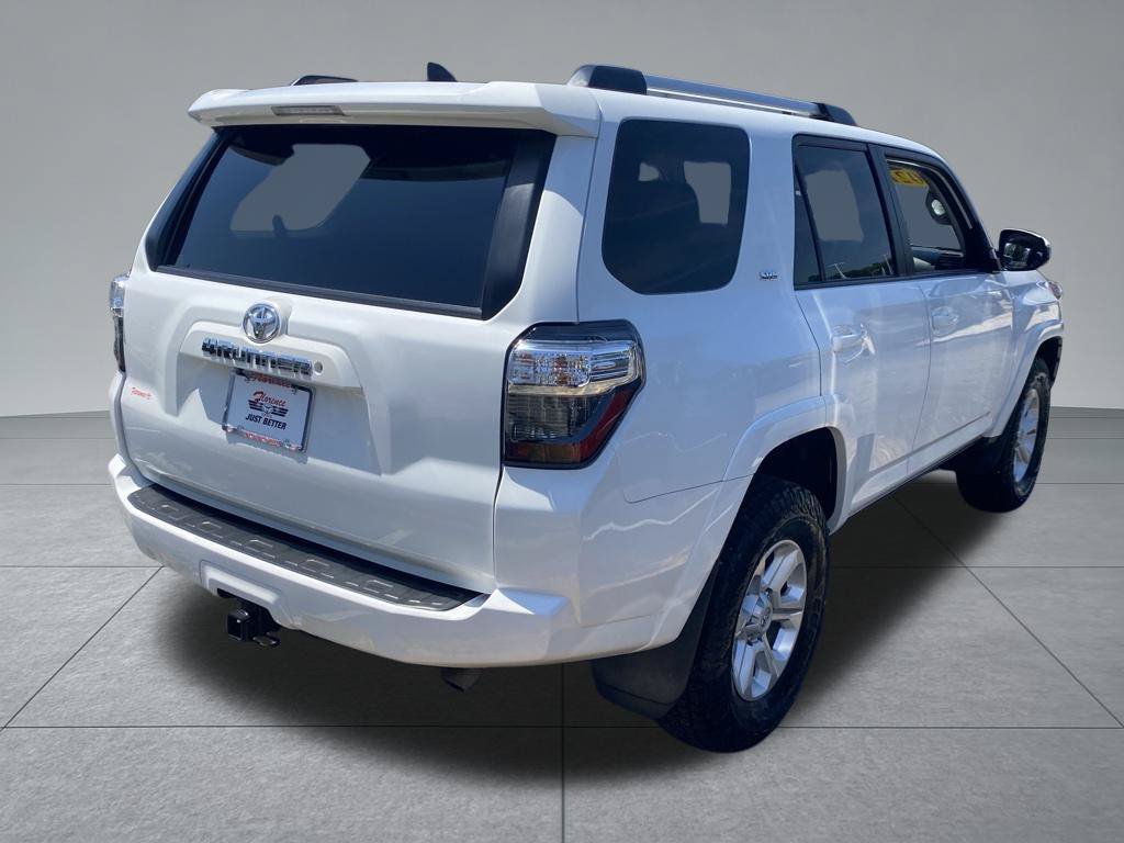 Used 2021 Toyota 4Runner SR5 AWD/4WD image 13