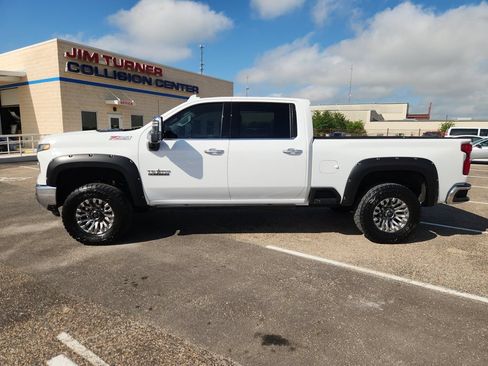 Used 2024 Chevrolet Silverado 2500 LTZ w/ LTZ Texas Edition AWD/4WD image 4