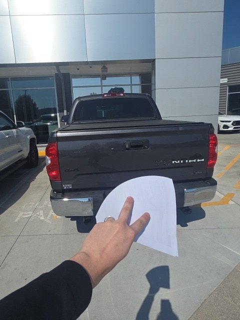 Used 2020 Toyota Tundra SR5 w/ SR5 Upgrade Package AWD/4WD image 41