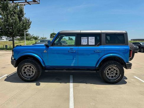 Used 2023 Ford Bronco Outer Banks AWD/4WD image 6