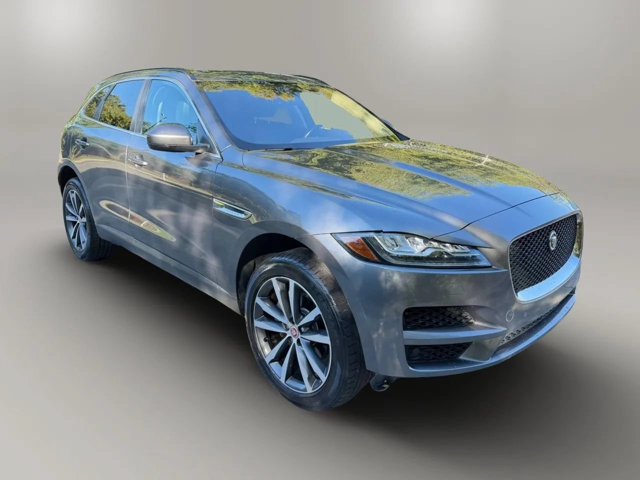 Used 2018 Jaguar F-PACE Prestige AWD/4WD image 7