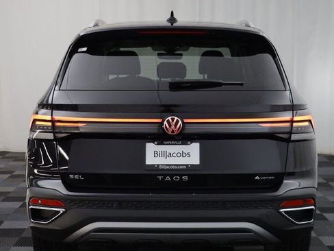 New 2025 Volkswagen Taos SEL image 16