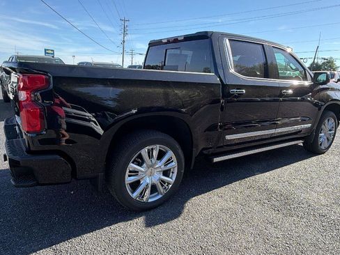 New 2026 Chevrolet Silverado 1500 High Country AWD/4WD image 5