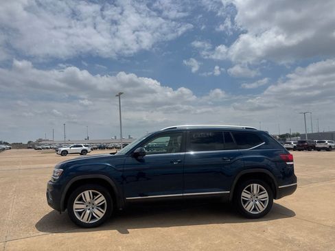 Used 2020 Volkswagen Atlas SEL FWD image 12