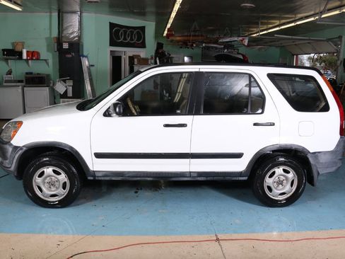 Used 2002 Honda CR-V LX image 12