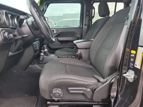 Used 2022 Jeep Wrangler Unlimited Sport AWD/4WD image 16