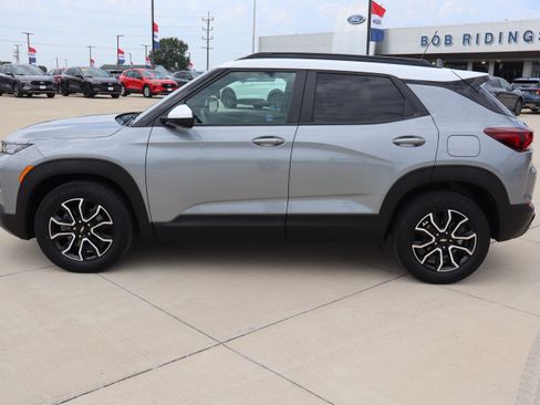 Used 2023 Chevrolet TrailBlazer ACTIV w/ Convenience Package FWD image 8