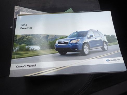 Used 2014 Subaru Forester 2.5i Limited AWD/4WD image 26
